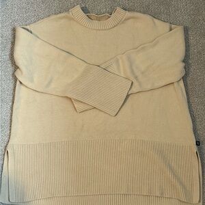GAP Women's Warm Beige Crew Neck Sweater